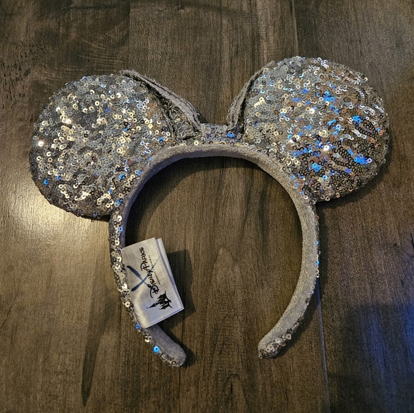 Disney Minnie Sequin Ears - Picture 2 of 2
